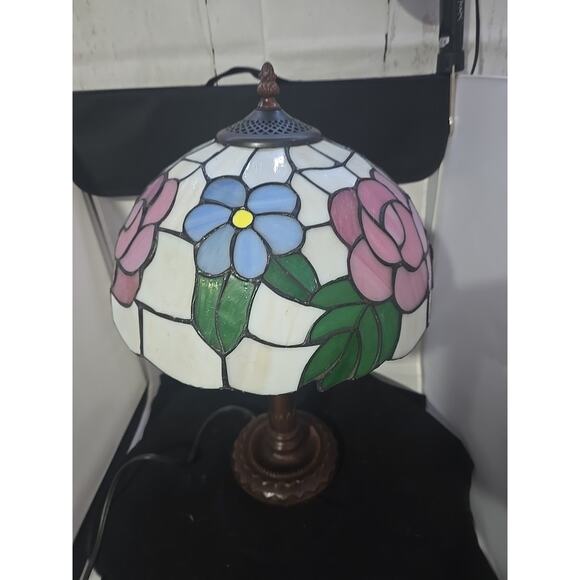 Vintage Tiffany Style Stained Glass Table Lamp Floral Pink Blue Green 18" Tall - Picture 4 of 7
